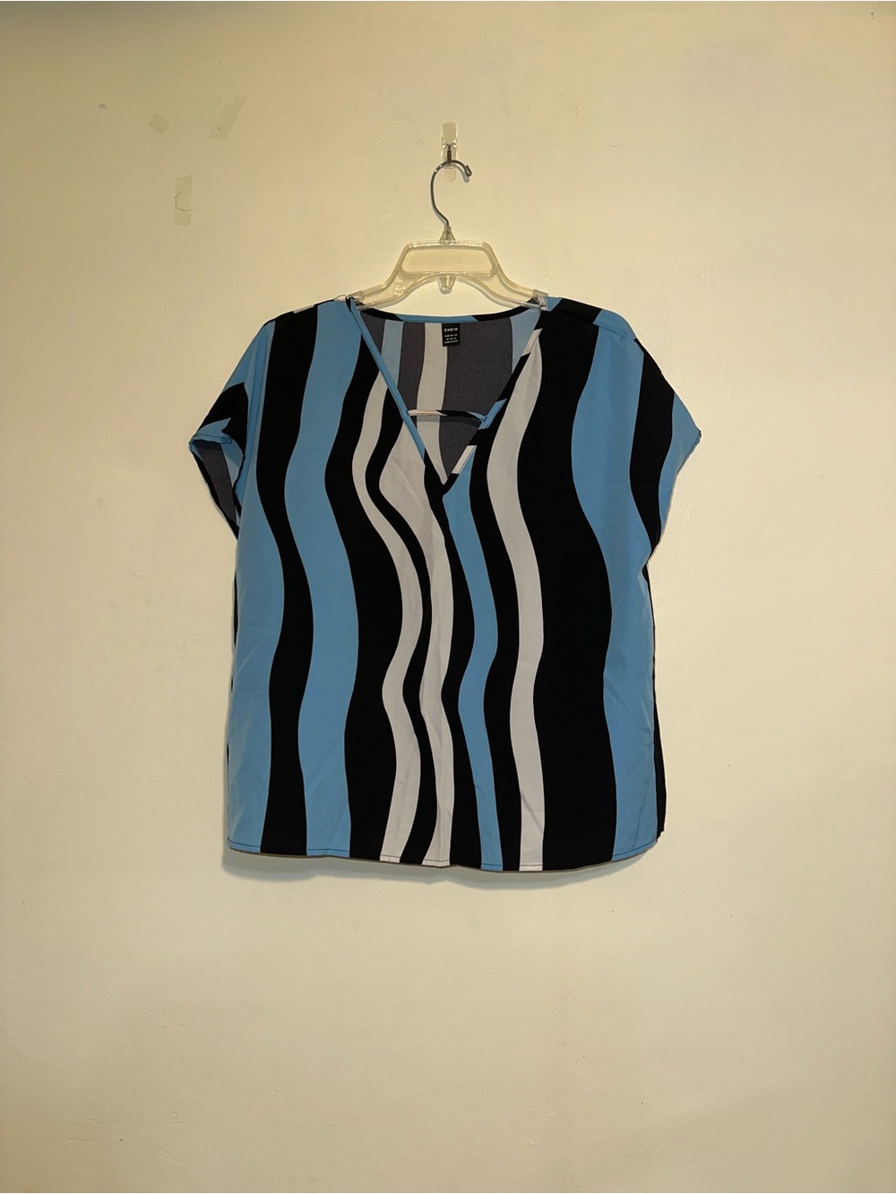 Wavy Stripe V-Neck Blouse